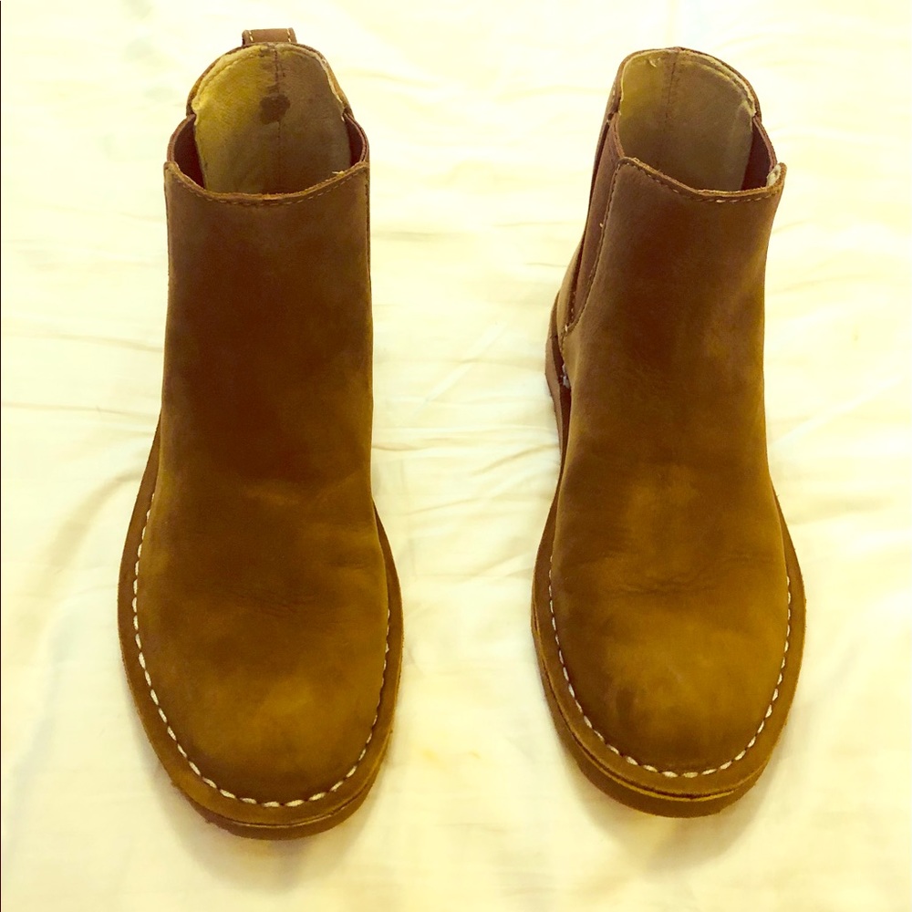 LL Bean Stonington Chelsea Nubuck boots